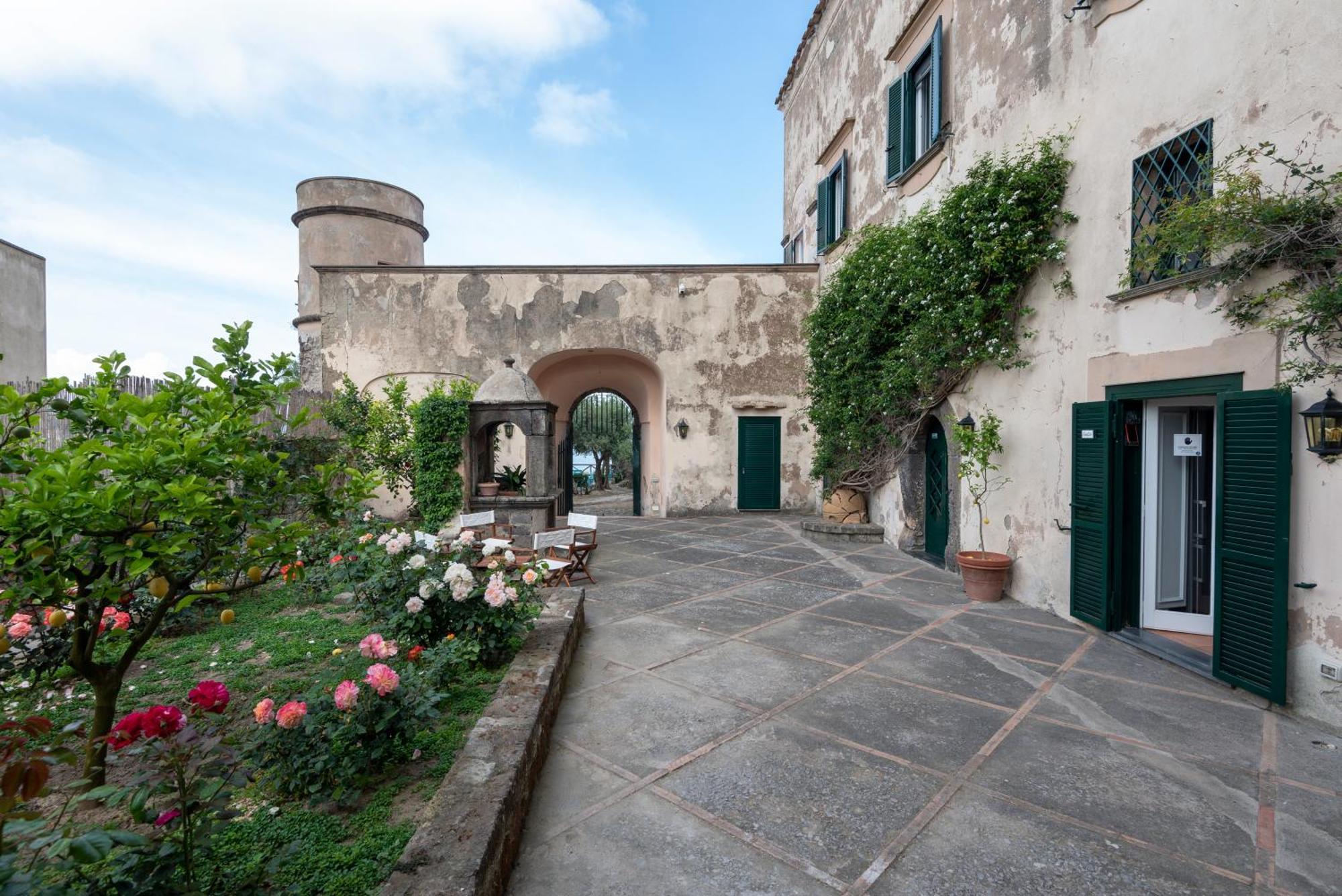 ماسّا لوبْرينسِ Villa Il Turro المظهر الخارجي الصورة
